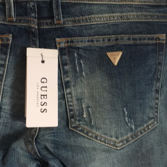 Guess Jeans - Picture 4 of 7